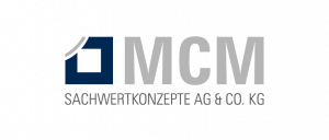 Logo der MCM Sachwertkonzepte AG & Co. KG mit stilisiertem Haus-Symbol und Unternehmensschriftzug in Grau und Blau